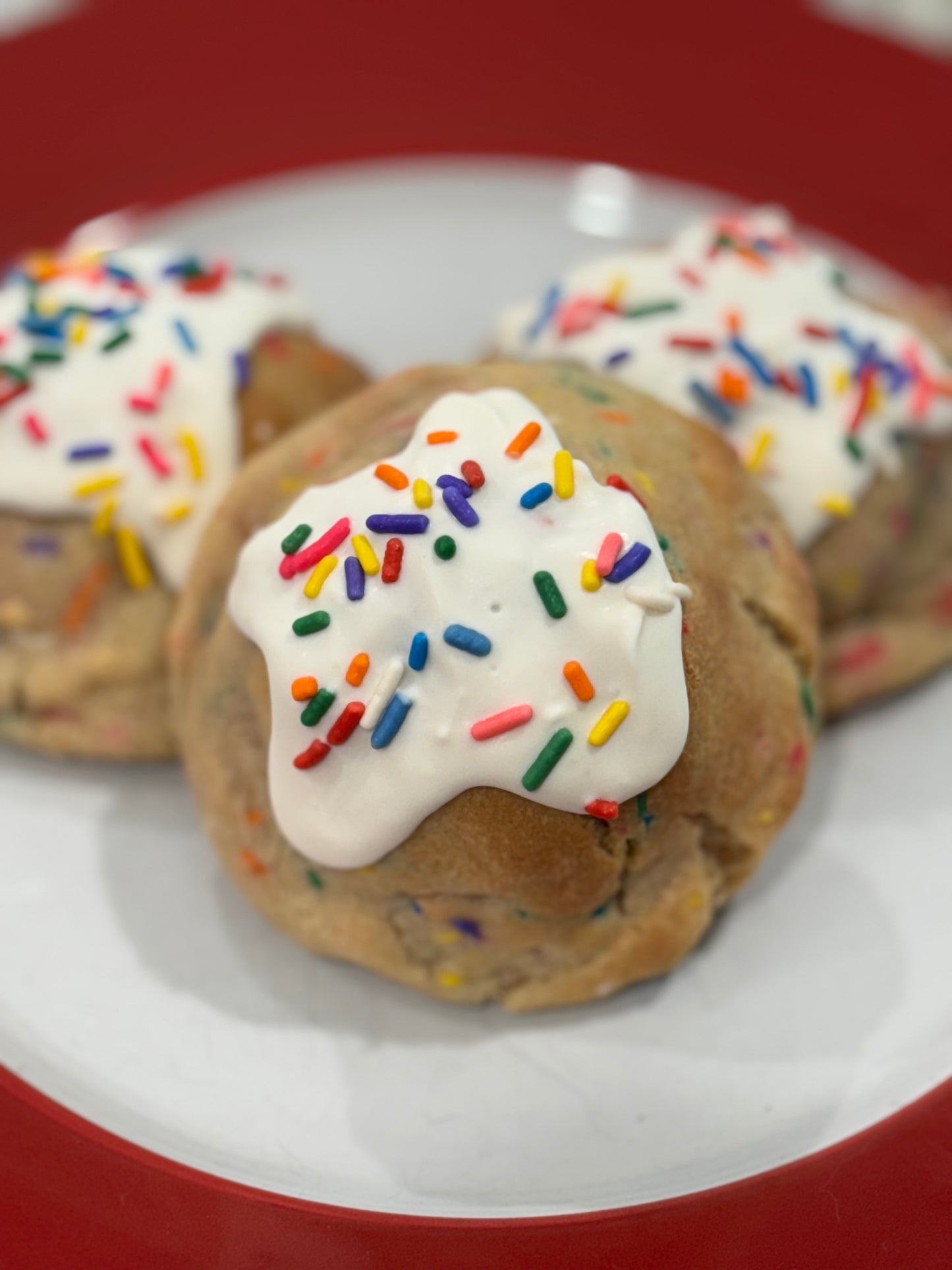 Confetti Cake Stuffed Cookies